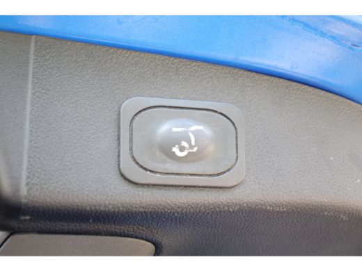 Ford Focus 1.0EB Hybrid ST Line X | NL AUTO! | DEALER OH! | WINTERPACK | AFN. TREKHAAK | CAMERA | EL. ACHTER... ActivLease financial lease