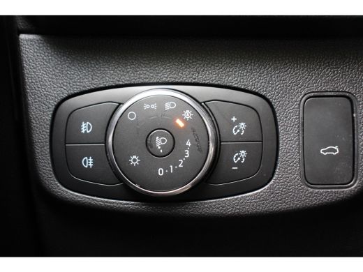 Ford Focus 1.0EB Hybrid ST Line X | NL AUTO! | DEALER OH! | WINTERPACK | AFN. TREKHAAK | CAMERA | EL. ACHTER... ActivLease financial lease