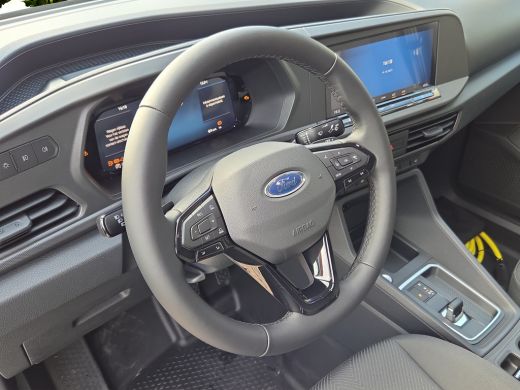 Ford Transit Connect 1.5 EcoBoost PHEV L1 Trend | Houten vloer in laadruimte | Parkeersensor voor en achter | Trekhaak ActivLease financial lease