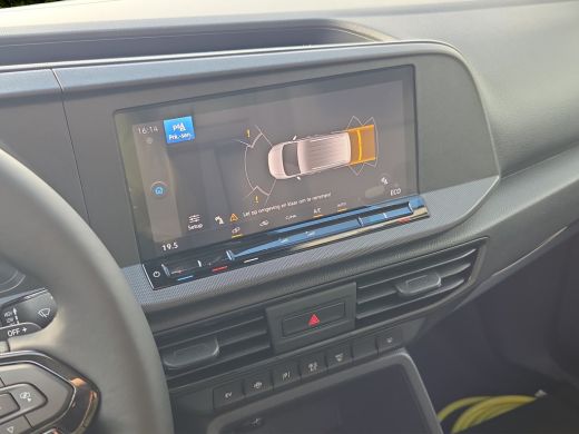 Ford Transit Connect 1.5 EcoBoost PHEV L1 Trend | Houten vloer in laadruimte | Parkeersensor voor en achter | Trekhaak ActivLease financial lease