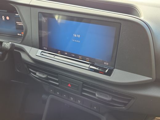Ford Transit Connect 1.5 EcoBoost PHEV L1 Trend | Houten vloer in laadruimte | Parkeersensor voor en achter | Trekhaak ActivLease financial lease