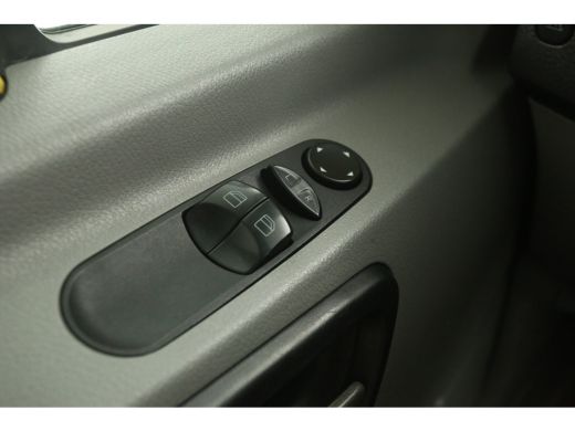 Mercedes-Benz Sprinter 319 3.0 CDI 366 V6 L2H2 | 191PK | 3500kg Trekgew. | Automaat | Airco | Camera | Cruise | Navigati... ActivLease financial lease