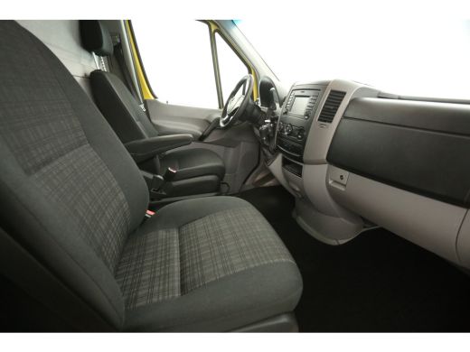 Mercedes-Benz Sprinter 319 3.0 CDI 366 V6 L2H2 | 191PK | 3500kg Trekgew. | Automaat | Airco | Camera | Cruise | Navigati... ActivLease financial lease