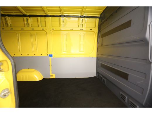 Mercedes-Benz Sprinter 319 3.0 CDI 366 V6 L2H2 | 191PK | 3500kg Trekgew. | Automaat | Airco | Camera | Cruise | Navigati... ActivLease financial lease