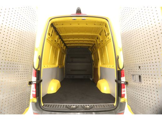 Mercedes-Benz Sprinter 319 3.0 CDI 366 V6 L2H2 | 191PK | 3500kg Trekgew. | Automaat | Airco | Camera | Cruise | Navigati... ActivLease financial lease