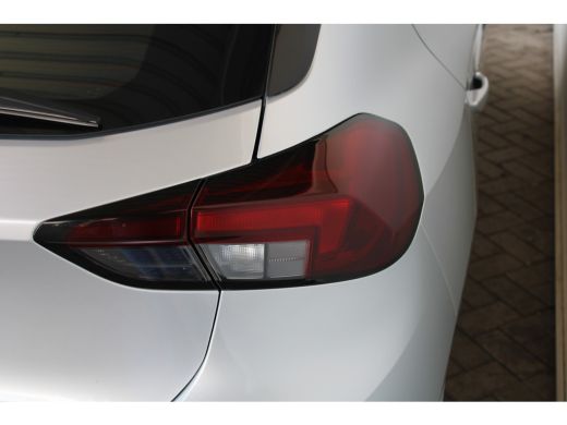 Opel Corsa 1.2 Level 3 | Apple CarPlay | LED Koplampen | Cruise control | DAB ActivLease financial lease