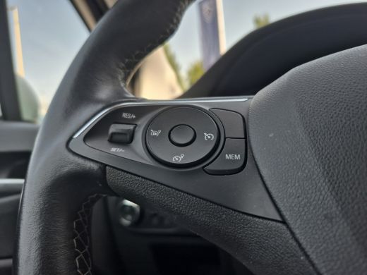 Opel Crossland X 1.2 Turbo 120 Jaar Edition | Airco | Cruise control | Lichtmetalen velgen 16" ActivLease financial lease
