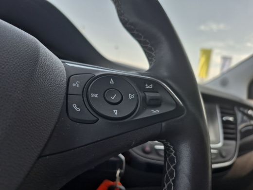 Opel Crossland X 1.2 Turbo 120 Jaar Edition | Airco | Cruise control | Lichtmetalen velgen 16" ActivLease financial lease