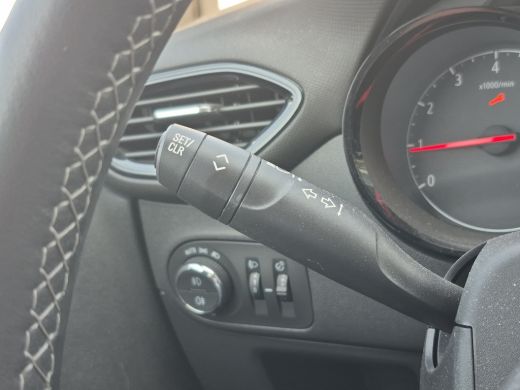 Opel Crossland X 1.2 Turbo 120 Jaar Edition Climate control | LED | Parkeersensoren | Full map navigatie | Carplay... ActivLease financial lease