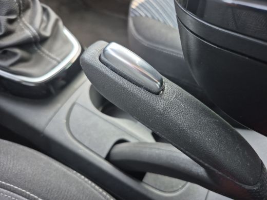 Opel Crossland X 1.2 Turbo 120 Jaar Edition Climate control | LED | Parkeersensoren | Full map navigatie | Carplay... ActivLease financial lease