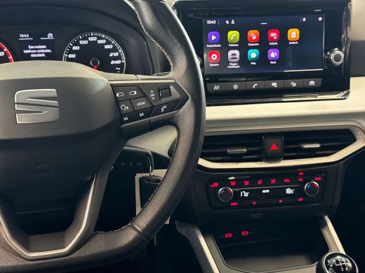 Seat Arona 1.0 95pk TSI Style Parkeersensoren achter | Cruise control | Automatische airco 2-zones ActivLease financial lease