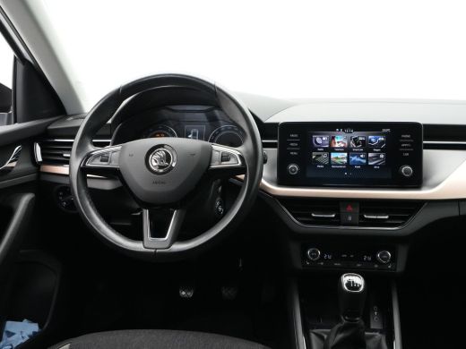 Skoda Scala 1.0 TSI 115pk First Edition clima trekhaak 17'lm parkeersensors stoelverwarming ActivLease financial lease