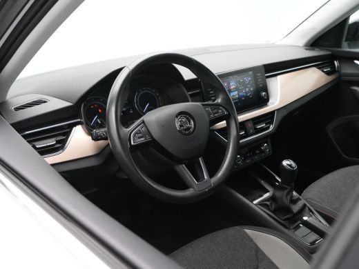 Skoda Scala 1.0 TSI 115pk First Edition clima trekhaak 17'lm parkeersensors stoelverwarming ActivLease financial lease