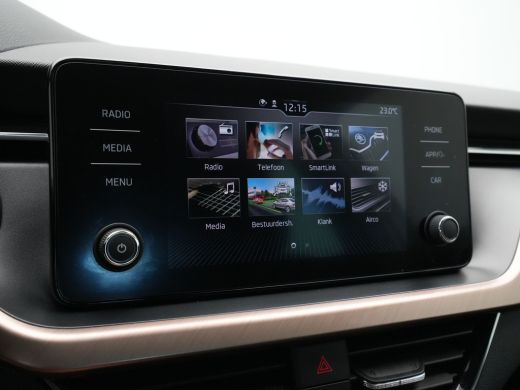 Skoda Scala 1.0 TSI 115pk First Edition clima trekhaak 17'lm parkeersensors stoelverwarming ActivLease financial lease