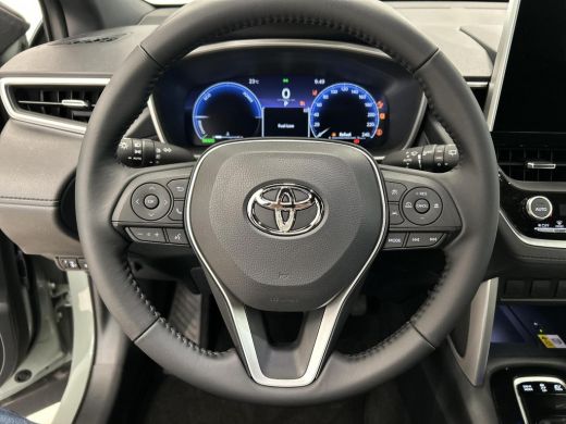 Toyota Corolla Cross Hybrid 200 Dynamic ActivLease financial lease