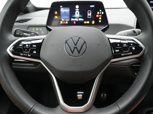 Volkswagen ID.3 Pure Oranje Edition 52 kWh Camera 19"velgen Privacy Glass navigatie Led 181 ActivLease financial lease
