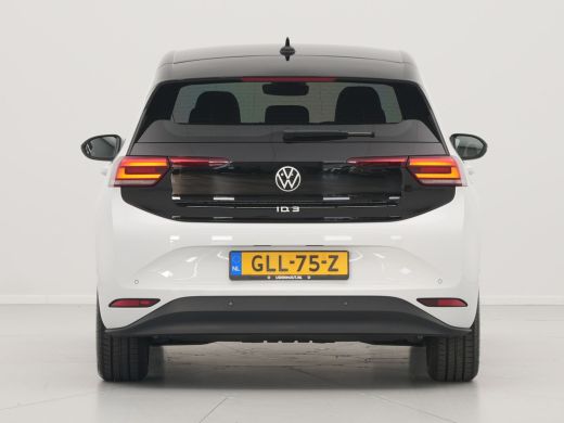 Volkswagen ID.3 Pure Oranje Edition 52 kWh Camera 19"velgen Privacy Glass navigatie Led 181 ActivLease financial lease