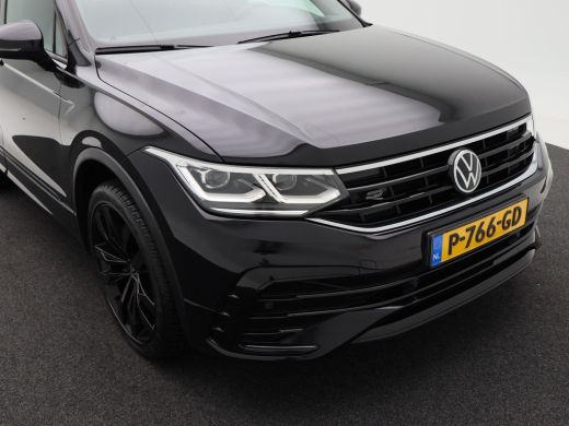 Volkswagen Tiguan 1.4 TSi 245 Pk Automaat eHybrid R-Line Business+ | Black Style | Matrix LED | Elektrische Achterk... ActivLease financial lease