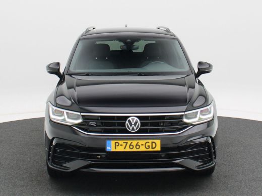 Volkswagen Tiguan 1.4 TSi 245 Pk Automaat eHybrid R-Line Business+ | Black Style | Matrix LED | Elektrische Achterk... ActivLease financial lease