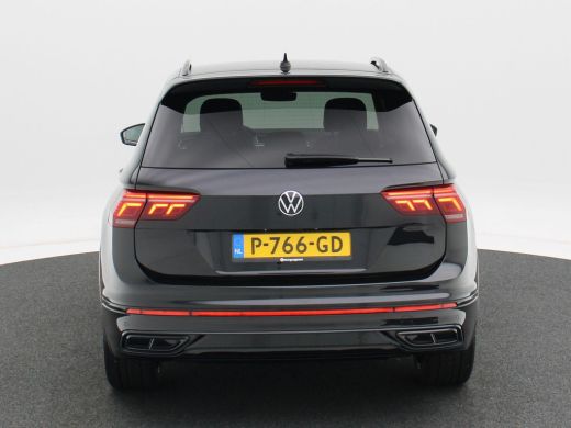 Volkswagen Tiguan 1.4 TSi 245 Pk Automaat eHybrid R-Line Business+ | Black Style | Matrix LED | Elektrische Achterk... ActivLease financial lease