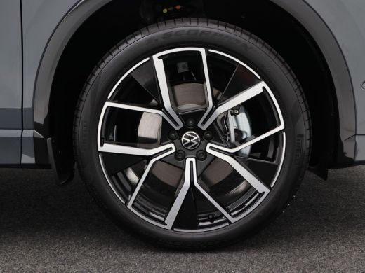 Volkswagen Tiguan 1.5 eHybrid 272 Pk Automaat R-Line Edition | Panorama Dak | Trekhaak | Massage Stoelen | Camera |... ActivLease financial lease