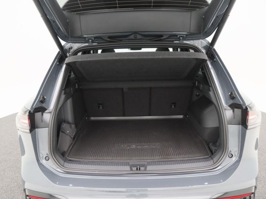 Volkswagen Tiguan 1.5 eHybrid 272 Pk Automaat R-Line Edition | Panorama Dak | Trekhaak | Massage Stoelen | Camera |... ActivLease financial lease