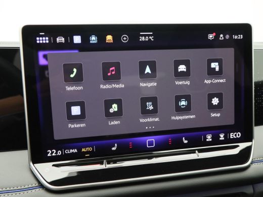 Volkswagen Tiguan 1.5 eHybrid 272 Pk Automaat R-Line Edition | Panorama Dak | Trekhaak | Massage Stoelen | Camera |... ActivLease financial lease