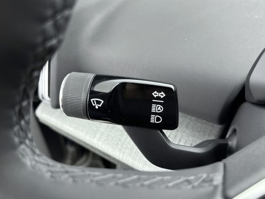 Volvo  EX30 Twin Motor Performance Ultra 69 kWh | Stoel + Stuurverwarming | Getint Glas | 20 inch LM | Tailor... ActivLease financial lease