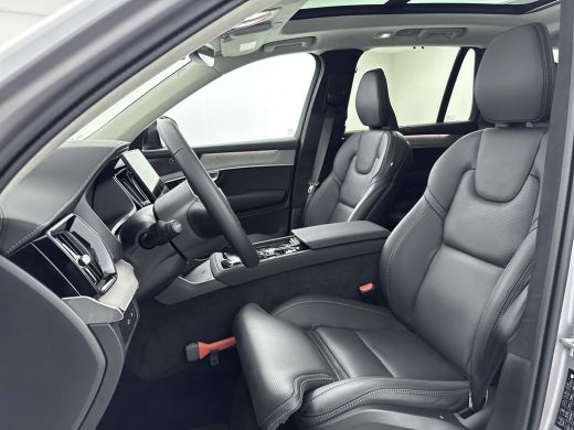Volvo  XC90 T8 AWD Plug-in Ultra Dark NEW MODEL | Trekhaak | Nappa Leder | Luchtvering | Stoelventilatie - ve... ActivLease financial lease