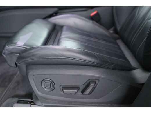 Audi e-tron 55 quattro S edition 95 kWh | Open Dak | Valcona | LED | Camera | Virtual | Memory | Cruise Adapt... ActivLease financial lease