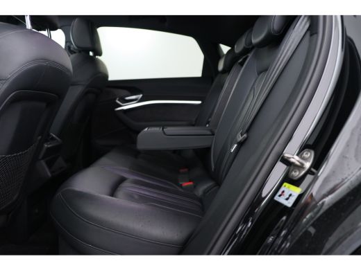 Audi e-tron 55 quattro S edition 95 kWh | Open Dak | Valcona | LED | Camera | Virtual | Memory | Cruise Adapt... ActivLease financial lease