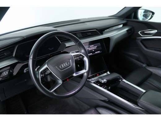 Audi e-tron 55 quattro S edition 95 kWh | Open Dak | Valcona | LED | Camera | Virtual | Memory | Cruise Adapt... ActivLease financial lease