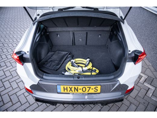 CUPRA Formentor 1.4 TSI e-Hybrid Essential | Cruise control adaptief | DAB ontvanger | Full-LED koplampen ActivLease financial lease