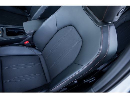 CUPRA Formentor 1.4 TSI e-Hybrid Essential | Cruise control adaptief | DAB ontvanger | Full-LED koplampen ActivLease financial lease