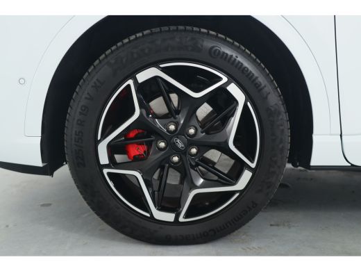 Ford Kuga 2.5 PHEV ST-Line X | 1e Eigenaar! | Open Dak | Winter pack | Camera | LED | 19'' Lichtmetalen vel... ActivLease financial lease