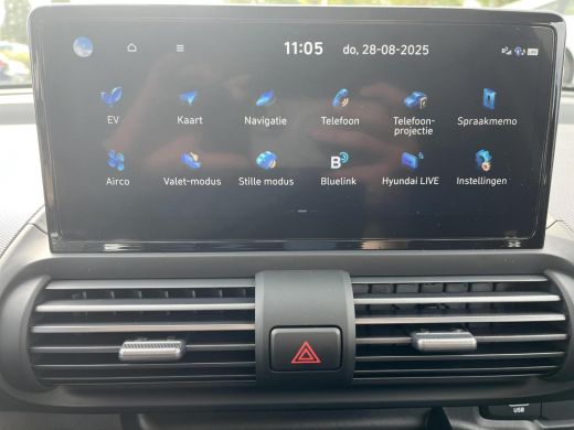 Hyundai Inster Pulse 49 kWh | Demo voordeel | Rijklaarprijs! Dus geen extra afleverkosten! | 17-inch wielen | Ap... ActivLease financial lease