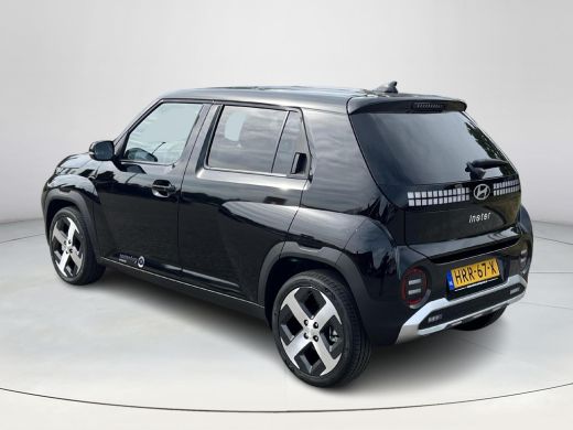 Hyundai Inster Pulse 49 kWh | Demo voordeel | Rijklaarprijs! Dus geen extra afleverkosten! | 17-inch wielen | Ap... ActivLease financial lease