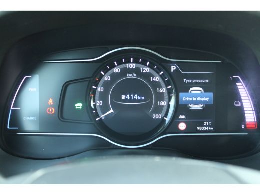 Hyundai Kona EV Premium 64 kWh | Elektrisch verstelbare bestuurdersstoel | Stoel ventilatie voor | Warmtepomp ActivLease financial lease