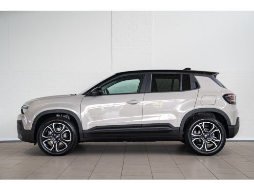 Jeep Avenger Summit 54 kWh | Infotainment Pakket | Winterpakket | Warmtepomp | Camera | Navigatie | 18 Inch Li... ActivLease financial lease