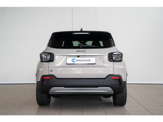 Jeep Avenger Summit 54 kWh | Infotainment Pakket | Winterpakket | Warmtepomp | Camera | Navigatie | 18 Inch Li... ActivLease financial lease
