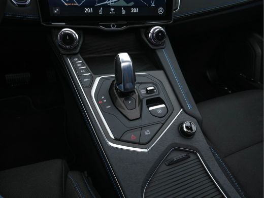 Lynk & Co 01 1.5 (INCL-BTW) Aut. *PANO | FULL-LED | ADAPTIVE-CRUISE | MICROFIBRE | BLIND-SPOT | MEMORY-PACK | ... ActivLease financial lease