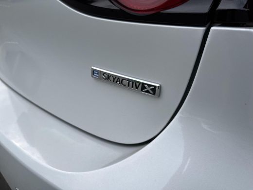 Mazda 3 2.0 e-SkyActiv-X M Hybrid 186 Homura | Apple Carplay/Android Auto | Radar cruise | ActivLease financial lease