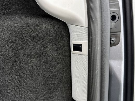Mercedes-Benz V-Klasse 300d Extra Lang 24 Maanden Certified Garantie Avantgarde Edition L3 Enkele Cabine Burmester Audio... ActivLease financial lease