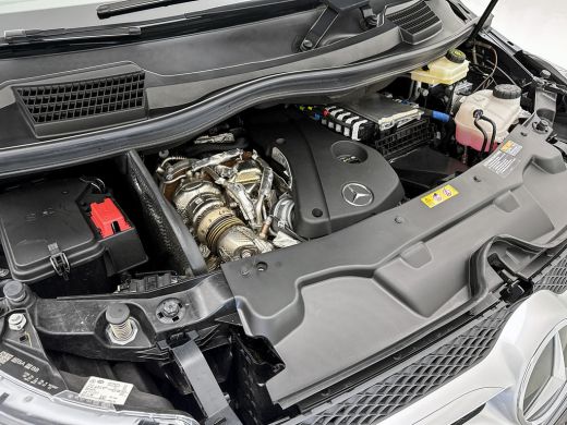 Mercedes-Benz V-Klasse 300d Extra Lang 24 Maanden Certified Garantie Avantgarde Edition L3 Enkele Cabine Burmester Audio... ActivLease financial lease