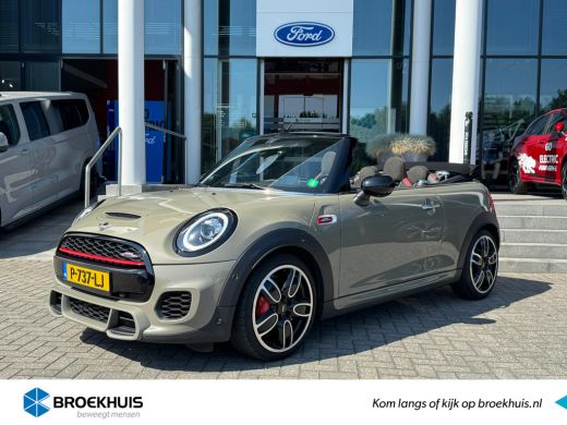 Mini Cooper Cabrio 2.0 231PK John Cooper Works Chili | ALLE Opties | H&K audio | Head-Up | 100% Dealer Onderhouden! ...