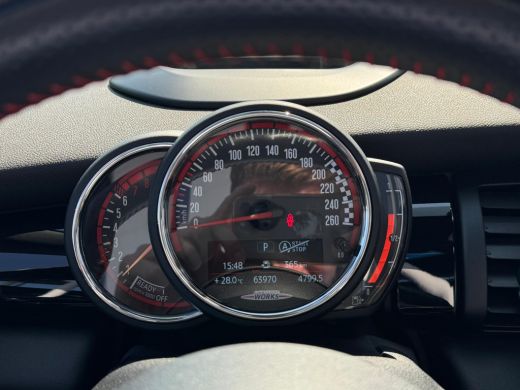 Mini Cooper Cabrio 2.0 231PK John Cooper Works Chili | ALLE Opties | H&K audio | Head-Up | 100% Dealer Onderhouden! ... ActivLease financial lease