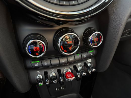 Mini Cooper Cabrio 2.0 231PK John Cooper Works Chili | ALLE Opties | H&K audio | Head-Up | 100% Dealer Onderhouden! ... ActivLease financial lease