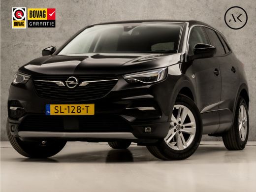 Opel Grandland X 1.2 Turbo Executive Sport (APPLE CARPLAY, GROOT NAVI, STUUR/STOELVERWARMING, LEDER, SPORTSTOELEN,...