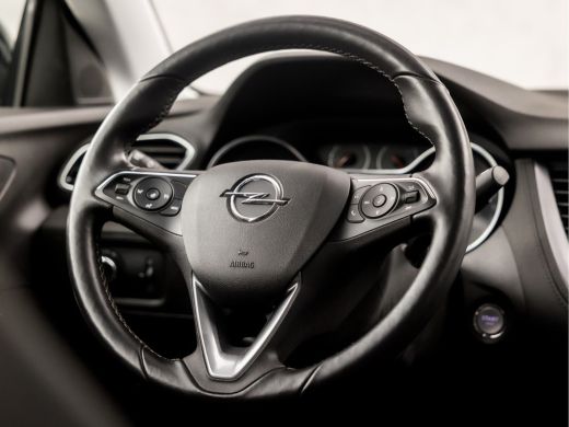 Opel Grandland X 1.2 Turbo Executive Sport (APPLE CARPLAY, GROOT NAVI, STUUR/STOELVERWARMING, LEDER, SPORTSTOELEN,... ActivLease financial lease