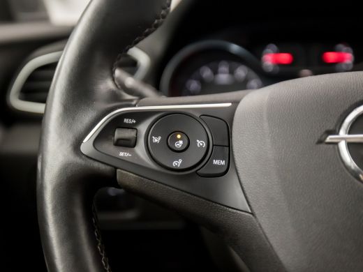 Opel Grandland X 1.2 Turbo Executive Sport (APPLE CARPLAY, GROOT NAVI, STUUR/STOELVERWARMING, LEDER, SPORTSTOELEN,... ActivLease financial lease